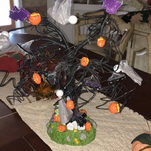 Avon Holiday Glowing Fiber Optic Halloween Tree New In Box